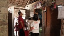 Bupati Sutjidra Cek Kelayakan Calon Penerima Bantuan RTLH di Desa Sudaji dan Kelurahan Penarukan Bantuan RTLH