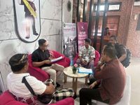 Ratusan Warga Bugbug Geruduk Kejari Karangasem, Laporkan Dugaan Penyimpangan BUMDes BUMDes