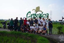Coco Development Group Gelar Aksi Bersih-bersih di Desa Cepaka, Dorong Komitmen Peduli Sampah Plastik Coco Development Group