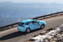 Honda CR-V e:FCEV Jadi Mobil Hidrogen Pertama di Pikes Peak, Debut Bersama Prototipe HRC Acura Integra Type S Hidrogen