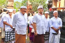 Wali Kota Jaya Negara Hadiri Pedudusan Alit Pemelaspasan Pura Ibu Dalem Pinatih Pura Ibu