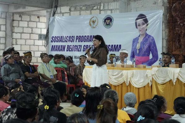 BaliPortalNews_ Sosialisasi Program Makan Bergizi Gratis Hadir di Nusa Penida Sosialisasi Program Makan Bergizi Gratis Hadir di Nusa Penida