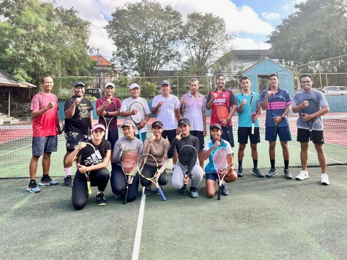 TENIS BADUNG