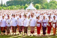 Wali Kota Jaya Negara Resmi Lantik 3.926 PPPK Kota Denpasar, Tekankan ASN Yang Berintegritas Jadi Pelayan Masyarakat Resmi Lantik 3.926 PPPK