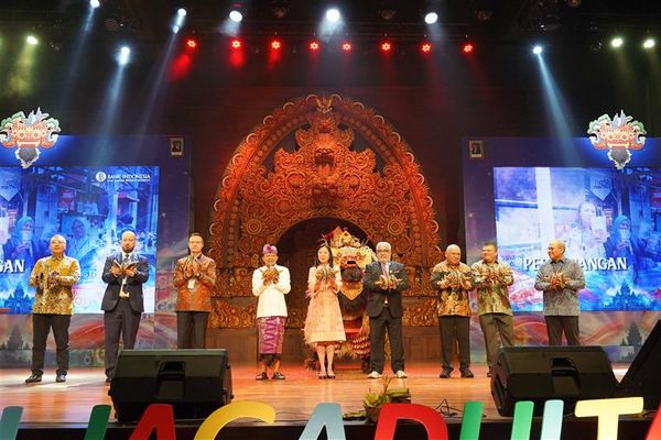 Bali Jagadhita VI 2025 menjadi wadah kolaborasi strategis antara pemerintah, pelaku usaha, dan masyarakat untuk mendorong pertumbuhan ekonomi Bali yang inklusif, berkelanjutan, dan berbasis budaya lokal.