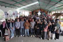 Roadshow Perdana Lomba Foto Astra & Anugerah Pewarta Astra 2025, Kunjungi Desa Sejahtera Astra Bumiaji Astra