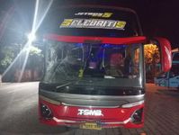 Truknya Mogok Ditabrak Bus, Heri Tewas Tergencet Usai Perbaiki Mesin Bus