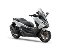 Honda Forza Tampil Semakin Berkelas dengan Panel Meter TFT Baru dan Warna Eksklusif Honda Forza