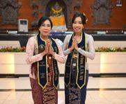 Ibu dan Anak Raih Gelar Doktor Bersamaan di Undiksha, Cetak Sejarah Baru di Dunia Pendidikan Ibu dan Anak
