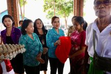 TP PKK Kota Denpasar Kembali Gelar Kegiatan “Menyapa dan Berbagi PMT” untuk Cegah Stunting Menyapa dan Berbagi PMT