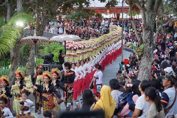 Tanah Lot Art and Food Festival VI
