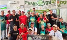 Intrepid Travel Gelar Aksi Sosial di TPA Suwung Denpasar, Dorong Pariwisata Bertanggung Jawab Intrepid Travel