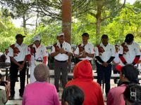 Digelar dengan Misi Sosial, Bupati Buleleng Salurkan Beasiswa dan Donasi Melalui Turnamen Golf Bupati Buleleng Salurkan Beasiswa dan Donasi