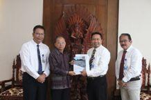 Rektor Unud Apresiasi Program Gubernur Koster, Buka Peluang Kuliah untuk 149 Calon Mahasiswa Kurang Mampu UNUD