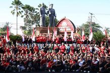 Merah Putih Berkibar di Tabanan, Bupati Sanjaya Pimpin Aksi Nasionalisme Jelang HUT ke-80 Kemerdekaan RI Merah Putih
