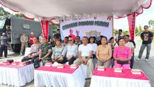 Wabup Diar Hadiri Gerakan Pangan Murah di Alun-Alun Bangli Pangan Murah