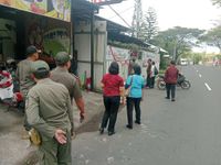 Puluhan Bangunan di Jalur 11 Amlapura Diduga Caplok Trotoar, Satpol PP Karangasem Lakukan Pengecekan Satpol PP Karangasem