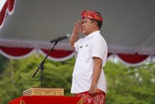 Bupati Bangli Pimpin Upacara HUT ke-80 RI, Ajak Masyarakat Kobarkan Semangat Persatuan Bupati Bangli