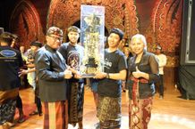 Sekda Alit Wiradana Tutup Rare Angon Festival, 23 Negara Ikut Meriahkan Festival Layang-Layang Internasional Rare Angon Festival