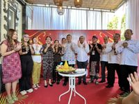 Peringati HUT Ke-3 Komunitas Suka Duka UMKM Aluh, Wabup Supriatna Harap UMKM Jadi Pilar Pemulihan Ekonomi Buleleng Komunitas Suka Duka UMKM Aluh