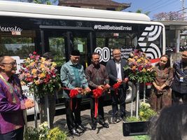 Uji Coba Angkutan Umum Ramah Lingkungan