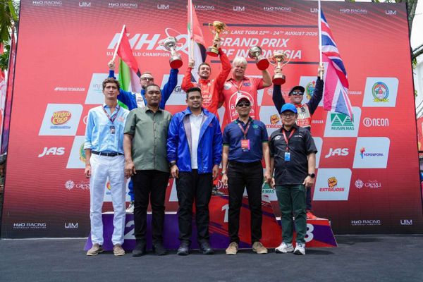 ITDC Sukses Gelar The Lake Toba GP 2025, Rusty Wyatt Menangi F1H2O Grand Prix of Indonesia