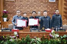 Rapat Paripurna DPRD Denpasar Setujui Penetapan Ranperda KUA-PPAS TA 2026 Setujui Penetapan Ranperda