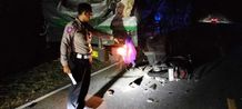 Seorang Pemotor Tewas Tabrak Truk Parkir di Jalan Singaraja-Gilimanuk Lakalantas