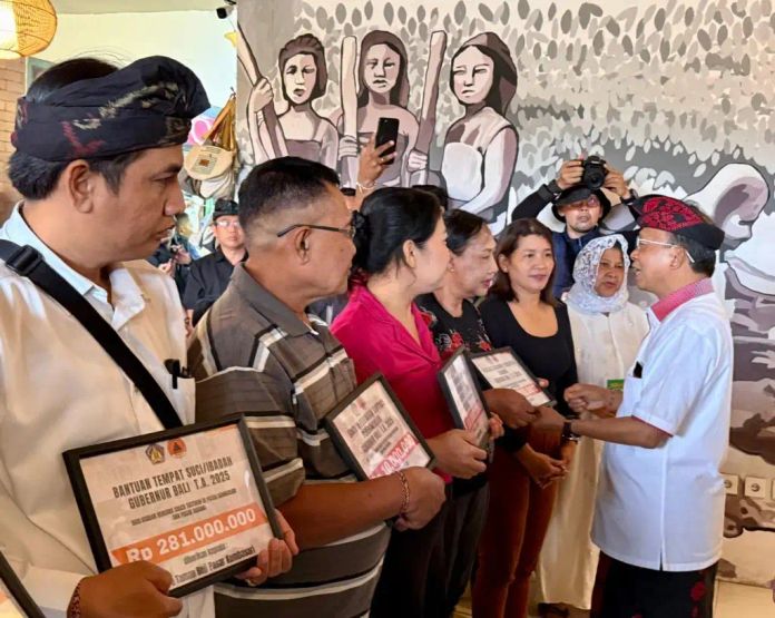 Salurkan Bantuan Salurkan Bantuan