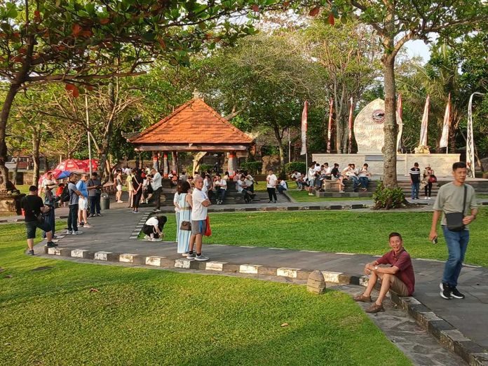 Tanah Lot Dikunjungi Para Delegasi IATP Conference Ke-132