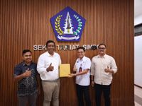 PLN UP3 Bali Selatan dan PUPR Badung Perkuat Kolaborasi Atasi Tantangan Infrastruktur Manajer PLN UP3 Bali Selatan, I Putu Kariana (kedua dari kiri) bersama Kepala Bidang Bina Marga Dinas PUPR Kabupaten Badung, I Gusti Ngurah Made Suardika (kedua dari kanan), memperkuat sinergi melalui audiensi untuk mendukung pembangunan infrastruktur dan pelayanan listrik yang andal di Kabupaten Badung
