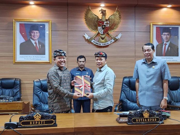 BaliPortalNews_ Ranperda DPRD dan Pemkab Bangli Sepakat Dorong Tiga Raperda Strategis untuk Kemajuan Daerah