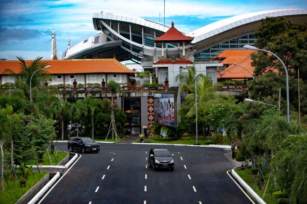 Bandara I Gusti Ngurah Rai Raih Penghargaan Internasional Airport Service Quality 2025