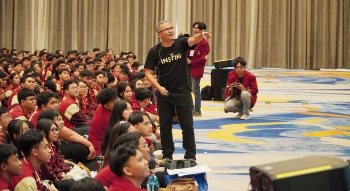 INSTIKI Tutup PKKMB 2025 dengan “Sunday Funday”, Mahasiswa Baru Sambut Semangat Baru