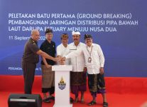 Groundbreaking Pembangunan Jaringan Distribusi Pipa Bawah Laut Groundbreaking Pembangunan Jaringan Distribusi Pipa Bawah Laut