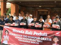 Lewat Program “Honda Bali Peduli”, Astra Motor Bali Salurkan 550 Kompor Gas untuk Warga Terdampak Banjir di Denpasar Honda Bali Peduli