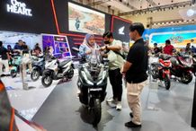 Motor SUV Kebanggaan New Honda ADV160 Siap Jadi Magnet Utama di IMOS 2025 Motor SUV Kebanggaan New Honda ADV160 Siap Jadi Magnet Utama di IMOS 2025