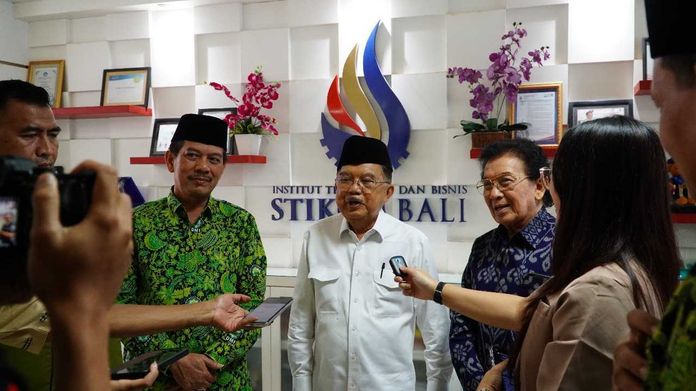 JK ke STIKOM Bali