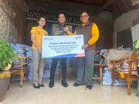 BRI Salurkan 2.000 Paket Sembako bagi Warga Terdampak Banjir di Bali Lewat KBPP Polri BRI Salurkan 2.000 Paket Sembako bagi Warga Terdampak Banjir di Bali Lewat KBPP Polri