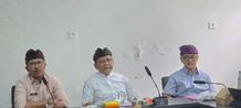 Evaluasi Program Pembangunan Daerah Triwulan III, Bupati Sutjidra Tekankan Efektivitas Program Kerja Evaluasi Program Pembangunan Daerah Triwulan III, Bupati Sutjidra Tekankan Efektivitas Program Kerja