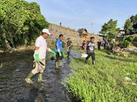 Antisipasi Bencana, Buleleng Gelar Gerakan Penanaman Pohon dan Pembersihan Sungai Secara Masif Antisipasi Bencana, Buleleng Gelar Gerakan Penanaman Pohon dan Pembersihan Sungai Secara Masif