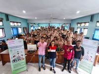 Berpacu dalam Sinergi, Astra Motor Bali Ajak Siswa Terapkan Gaya Hidup Decluttering Decluttering