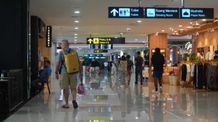 Selama MotoGP Indonesia 2025, Trafik Penumpang Bandara I Gusti Ngurah Rai Menuju Lombok Alami Peningkatan Selama MotoGP Indonesia 2025, Trafik Penumpang Bandara I Gusti Ngurah Rai Menuju Lombok Alami Peningkatan
