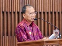 Apresiasi Kinerja Pansus TRAP DPRD Bali, Gubernur Wayan Koster: Ini Momentum Membersihkan dan Menata Bali untuk 100 Tahun ke Depan Gubernur Koster