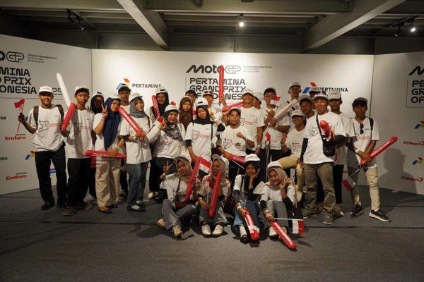 Hari Pertama, Kehadiran Pelajar Lombok Tengah Menambah Marak Event MotoGPTM 2025