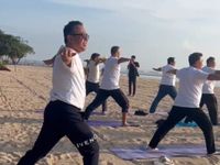 Wali Kota Jaya Negara dan Para Delegasi Asia Pasifik Ikuti Yoga Bersama Serangkaian CityNet Excom Meeting ke-45 Yoga Bersama