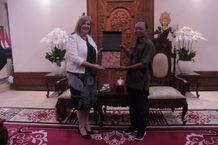 Kopi Arak Hangatkan Diplomasi, Northern Territory Siap Dukung Program Bali Mandiri Energi Program Bali Mandiri Energi