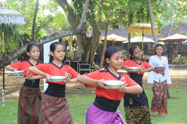 Tari Pendet Massal 100 Anak Siap Warnai The Nusa Dua Festival 2025, Simbol Harmoni Budaya dan Generasi Muda