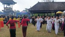 Penyineban Pujawali Ida Ratu Dukuh Sakti Jadi Sejarah Bersatunya Catur Lawa di Pura Agung Besakih Penyineban Pujawali Ida Ratu Dukuh Sakti Jadi Sejarah Bersatunya Catur Lawa di Pura Agung Besakih