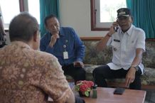 Gus Par Turun Tangan Bongkar Kedisiplinan Tenaga Medis di Dua Puskesmas Gus Par Turun Tangan Bongkar Kedisiplinan Tenaga Medis di Dua Puskesmas